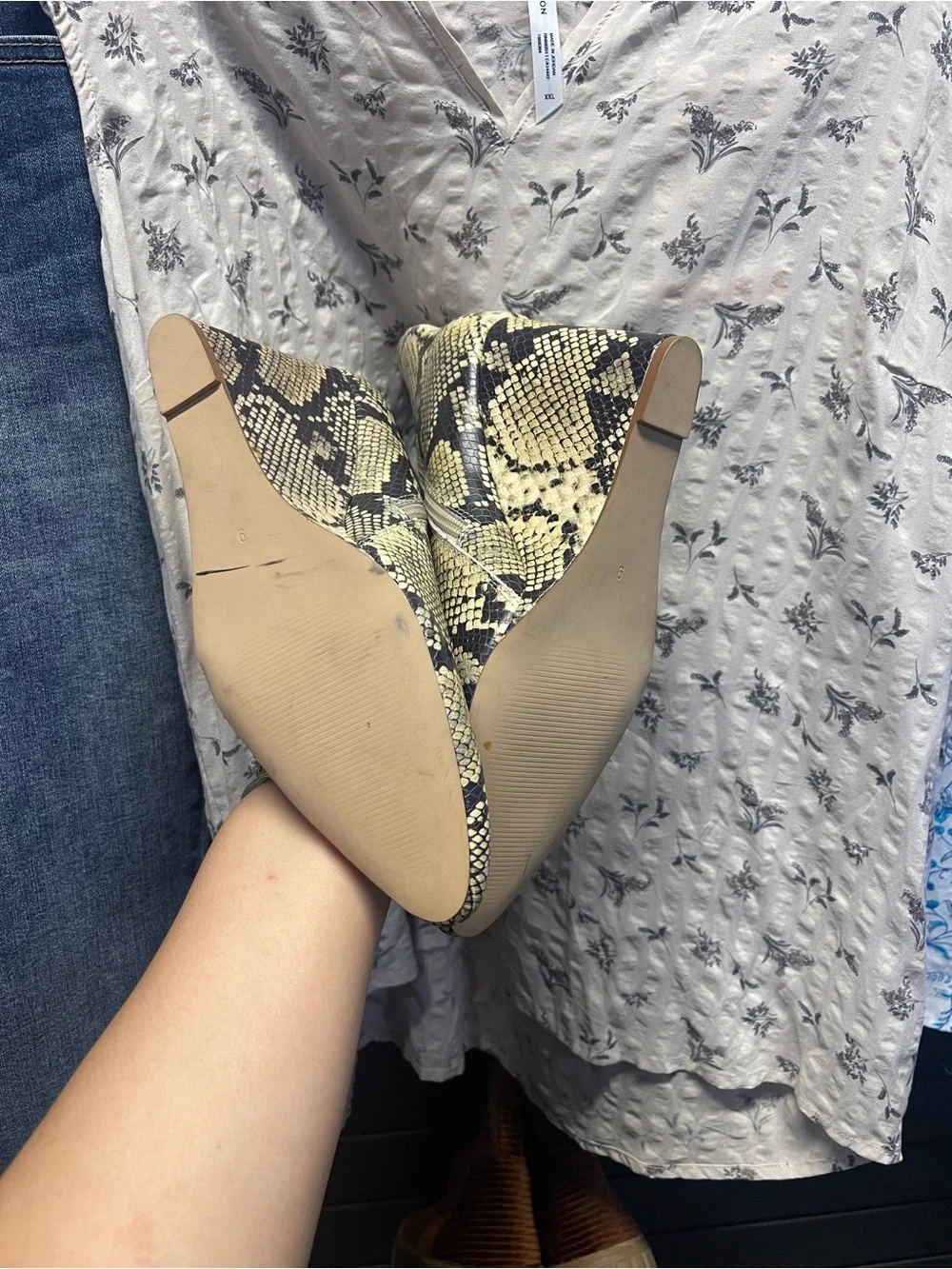 NWOB Snake-Print Wedge Leather Ankle Boots in Beige/Black Matisse size 9